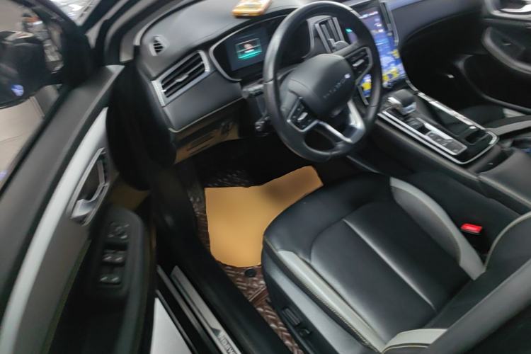 Used Roewe i6 MAX 2020 300TGI Automatic Cool & Stylish Skyroof Edition Driver Seat