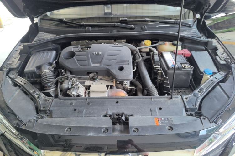 Used Roewe i6 MAX 2020 300TGI Automatic Cool & Stylish Skyroof Edition Engine Bay