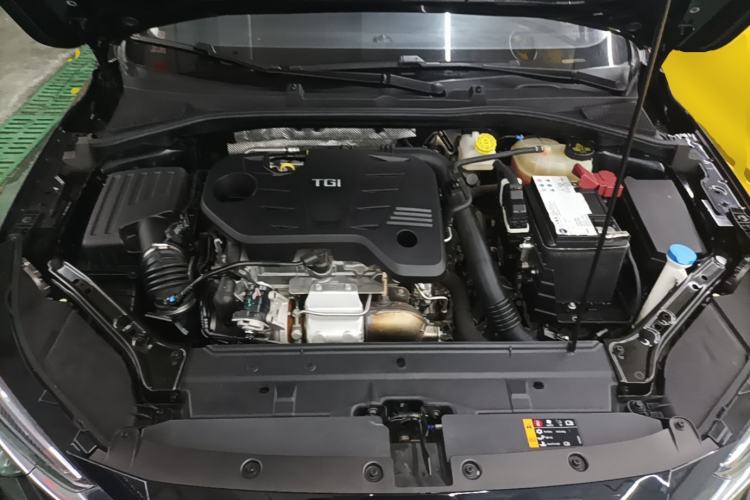 Used Roewe i6 MAX 2020 300TGI Automatic "Swell Cool Smart Drive" Edition Engine Bay