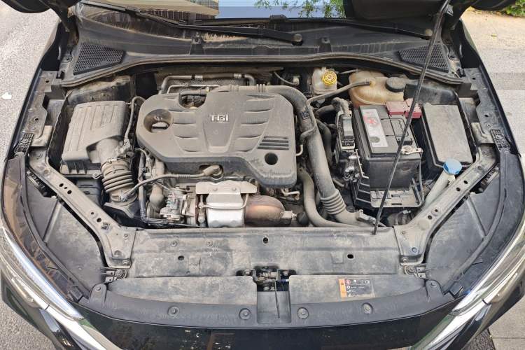 Used Roewe i6 MAX 2020 300TGI Automatic "Swell Cool Smart Drive" Edition Engine Bay