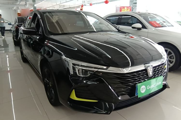 Used Roewe i6 MAX 2020 300TGI Automatic Sporty Cool Edition Front Right 45 Deg