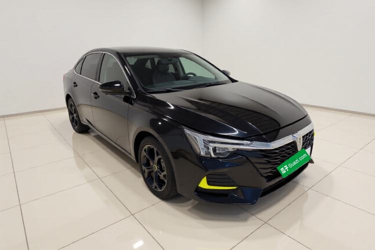 Used Roewe i6 MAX 2020 300TGI Automatic Cool & Stylish Skyroof Edition Front Right 45 Deg