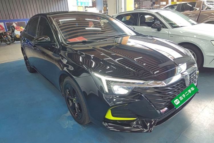 Used Roewe i6 MAX 2020 300TGI Automatic Sporty Cool Edition Front Right 45 Deg