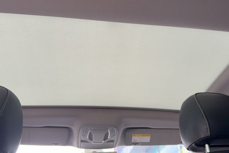 Used Roewe i6 MAX 2020 300TGI Automatic Cool & Stylish Skyroof Edition Headliner