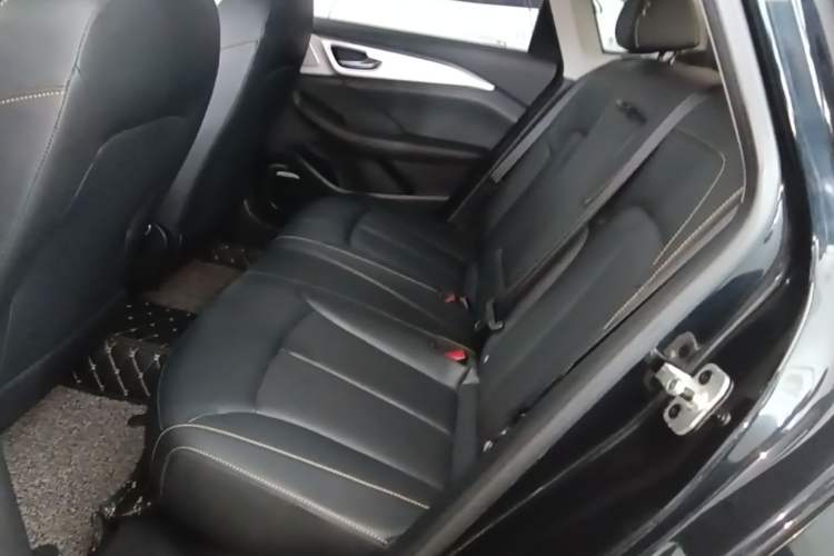 Used Roewe i6 MAX 2020 300TGI Automatic Sporty Cool Edition Left Rear Seat