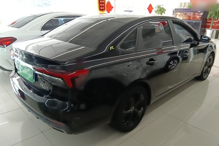 Used Roewe i6 MAX 2020 300TGI Automatic Sporty Cool Edition Rear Right 45 Deg