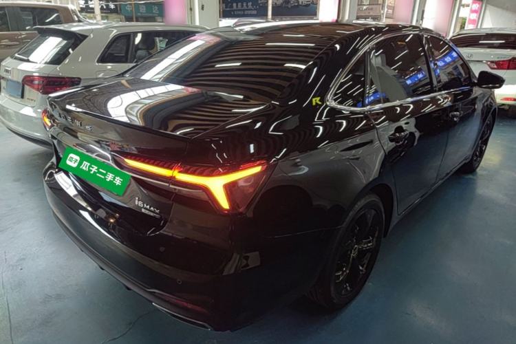 Used Roewe i6 MAX 2020 300TGI Automatic Sporty Cool Edition Rear Right 45 Deg