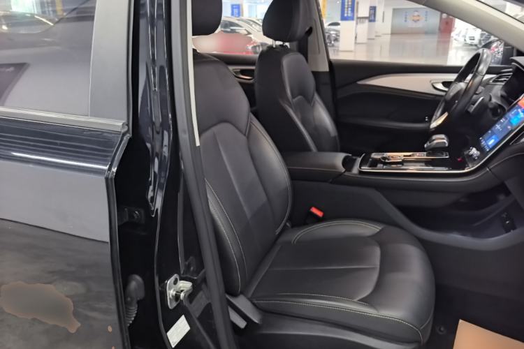 Used Roewe i6 MAX 2020 300TGI Automatic Sporty Cool Edition Right Front Seat
