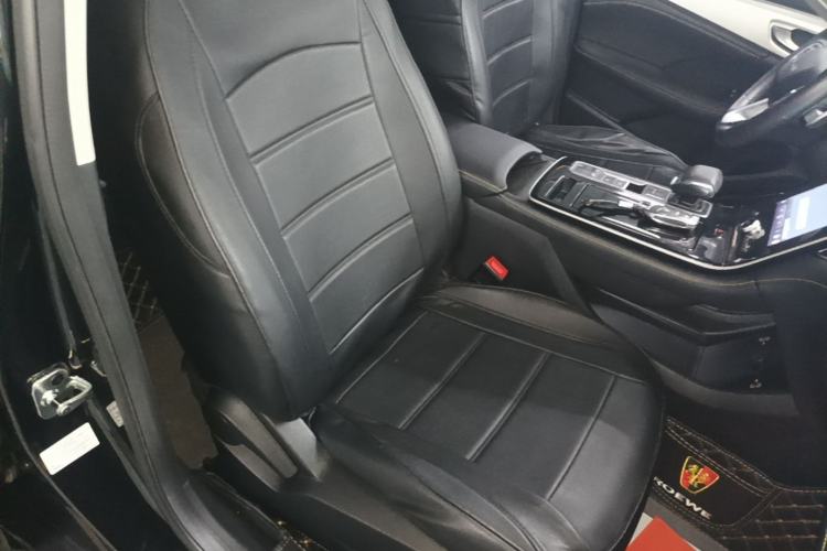 Used Roewe i6 MAX 2020 300TGI Automatic "Swell Cool Smart Drive" Edition Right Front Seat