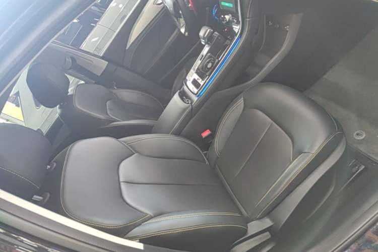 Used Roewe i6 MAX 2020 300TGI Automatic Sporty Cool Edition Right Front Seat