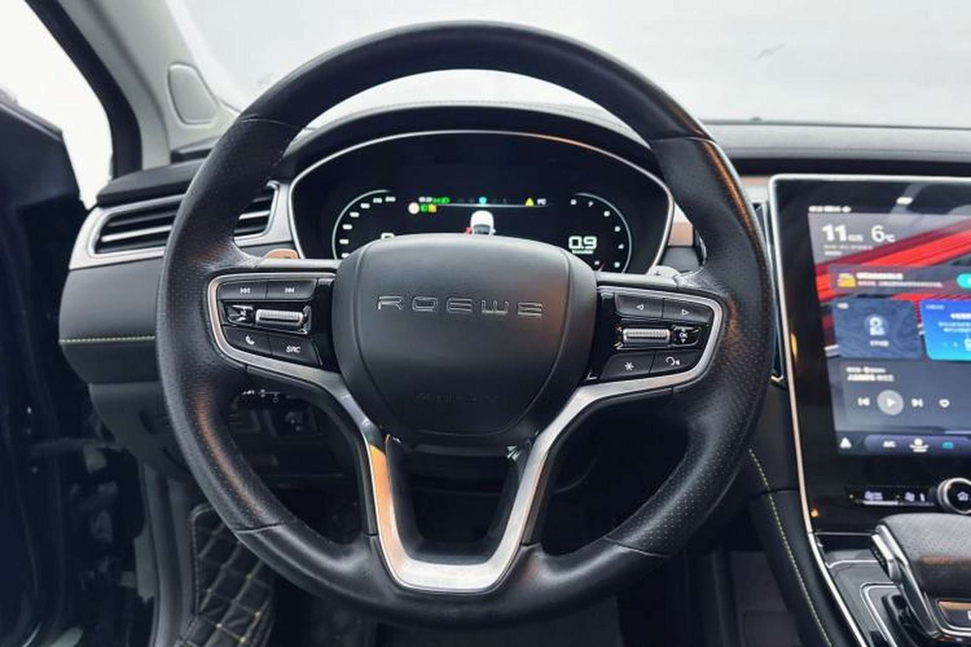 Used Roewe i6 MAX 2020 300TGI Automatic "Swell Cool Smart Drive" Edition Steering Wheel