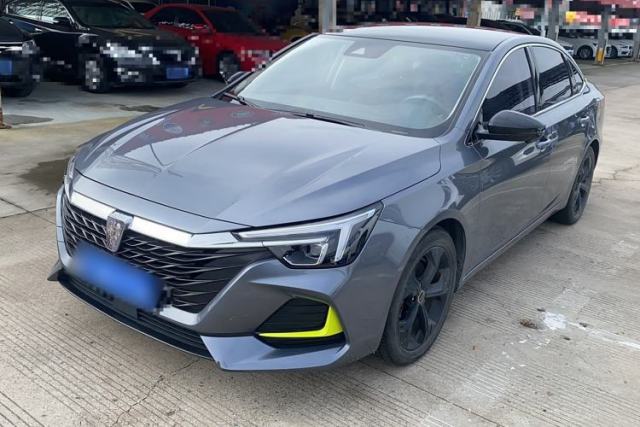 Used Roewe i6 MAX 2020 300TGI Automatic Supreme Edition with Cool Sunroof and Advanced Driving Features