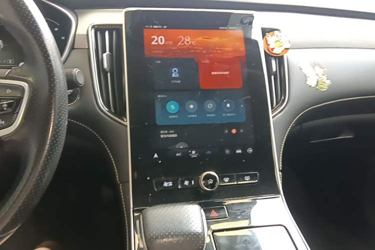 Used Roewe i6 MAX 2020 300TGI Automatic "Swell Cool Smart Drive" Edition Audio And AC Panel