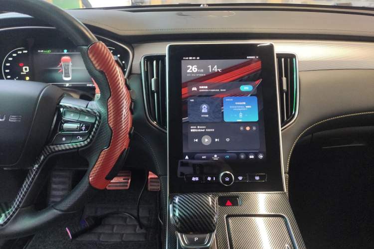 Used Roewe i6 MAX 2020 300TGI Automatic "Swell Cool Smart Drive" Edition Audio And AC Panel