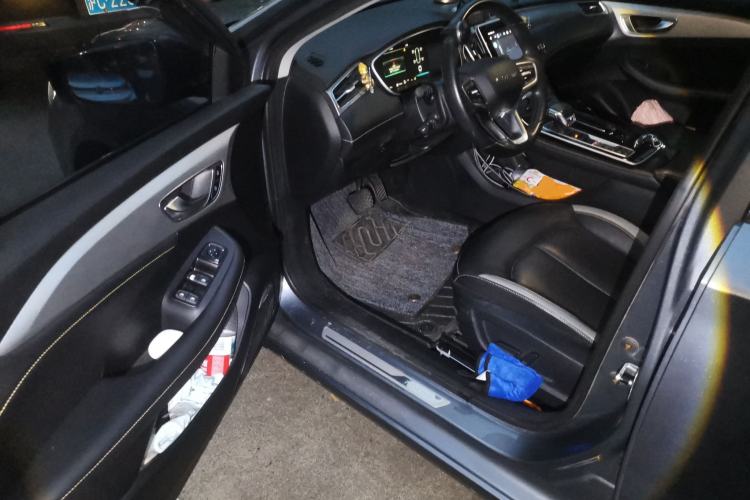 Used Roewe i6 MAX 2020 300TGI Automatic Cool & Stylish Skyroof Edition Driver Seat
