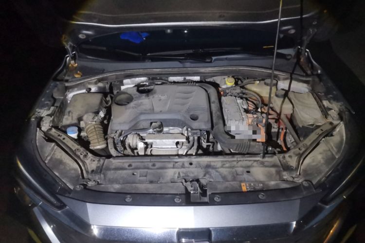 Used Roewe i6 MAX 2020 300TGI Automatic Cool & Stylish Skyroof Edition Engine Bay