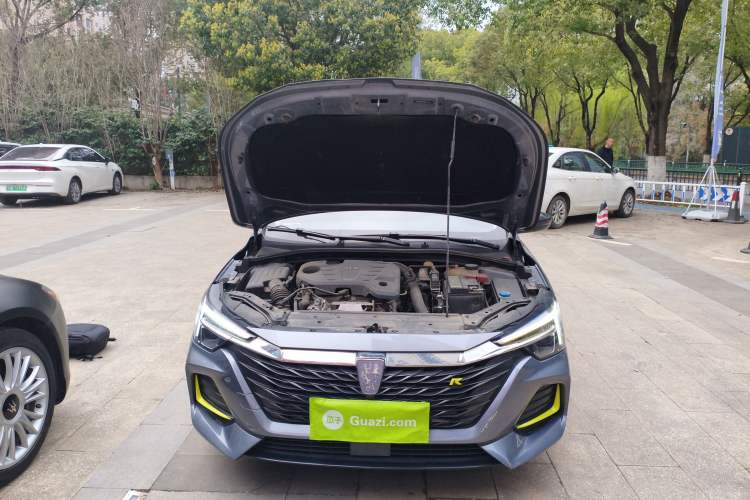 Used Roewe i6 MAX 2020 300TGI Automatic Sporty Cool Edition Engine Bay