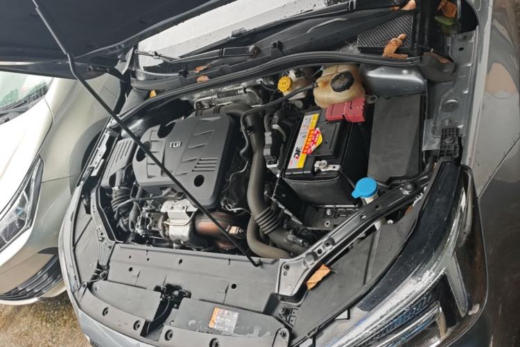 Used Roewe i6 MAX 2020 300TGI Automatic "Swell Cool Smart Drive" Edition Engine Bay