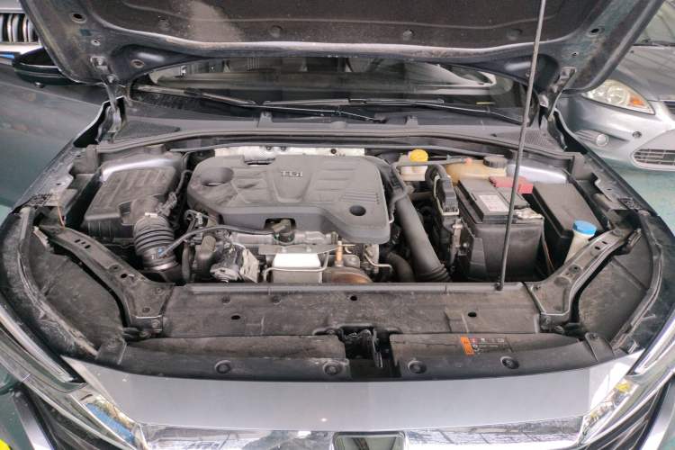 Used Roewe i6 MAX 2020 300TGI Automatic Supreme Edition with Cool Sunroof and Advanced Driving Features Engine Bay