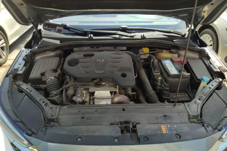 Used Roewe i6 MAX 2020 300TGI Automatic Supreme Edition with Cool Sunroof and Advanced Driving Features Engine Bay