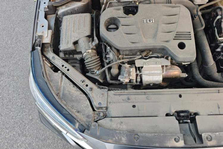 Used Roewe i6 MAX 2020 300TGI Automatic "Swell Cool Smart Drive" Edition Engine Bay Right