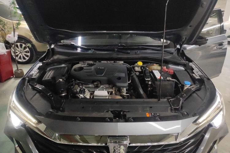 Used Roewe i6 MAX 2020 300TGI Automatic "Swell Cool Smart Drive" Edition Engine Bay