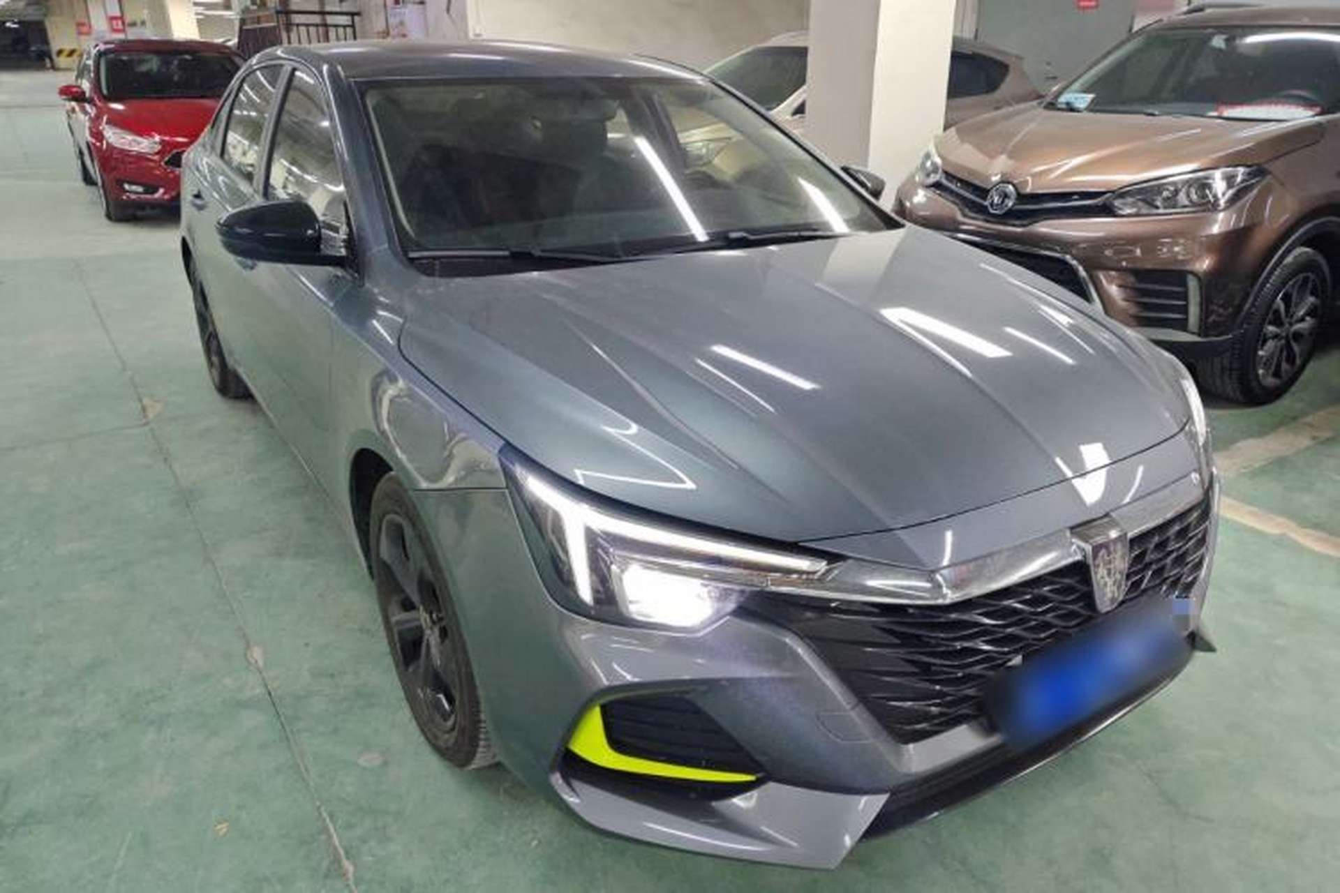 Used Roewe i6 MAX 2020 300TGI Automatic Sporty Cool Edition Exterior 2