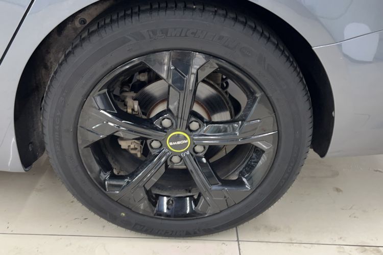 Used Roewe i6 MAX 2020 300TGI Automatic "Swell Cool Smart Drive" Edition Exterior 3