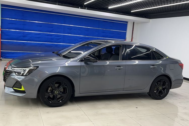 Used Roewe i6 MAX 2020 300TGI Automatic "Swell Cool Smart Drive" Edition Exterior 4