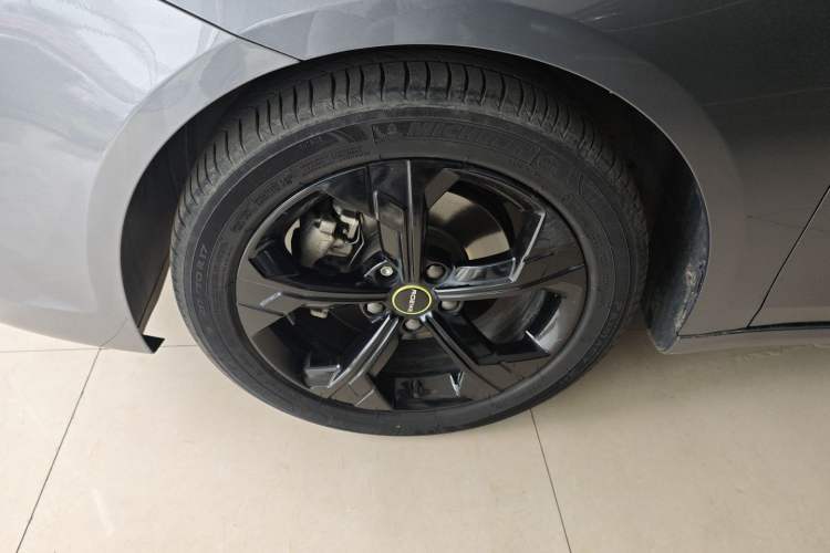 Used Roewe i6 MAX 2020 300TGI Automatic Sporty Cool Edition Exterior 4