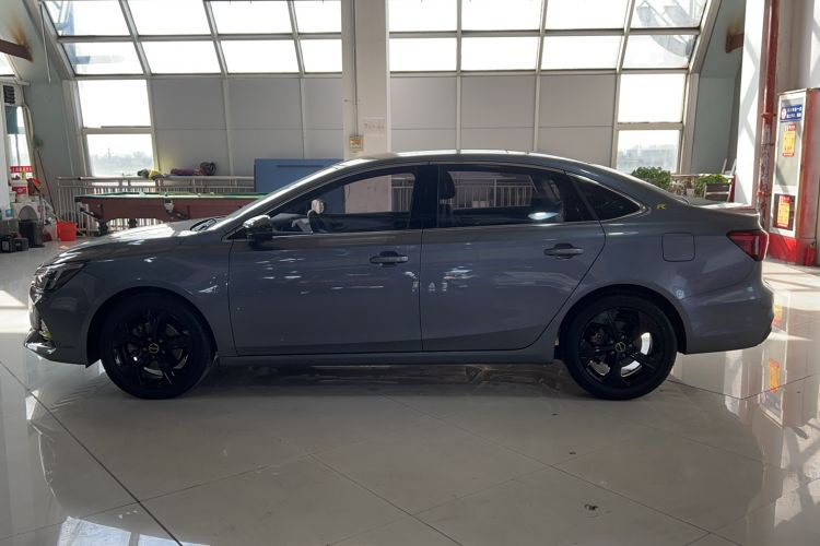 Used Roewe i6 MAX 2020 300TGI Automatic Cool & Stylish Skyroof Edition Exterior 5