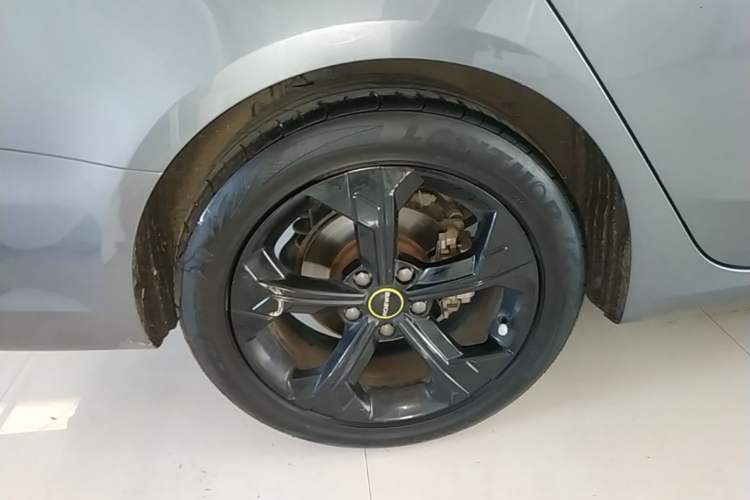 Used Roewe i6 MAX 2020 300TGI Automatic Sporty Cool Edition Exterior 5