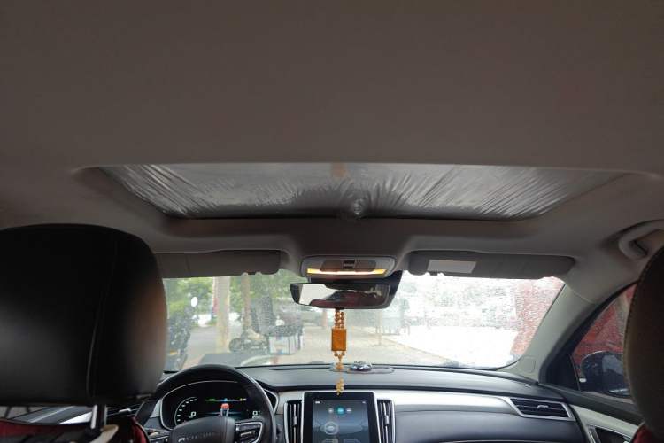Used Roewe i6 MAX 2020 300TGI Automatic "Swell Cool Smart Drive" Edition Headliner