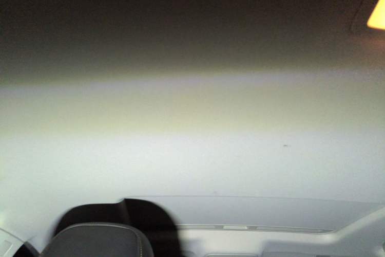 Used Roewe i6 MAX 2020 300TGI Automatic "Swell Cool Smart Drive" Edition Headliner