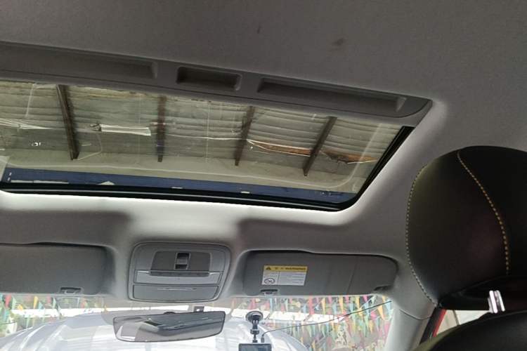 Used Roewe i6 MAX 2020 300TGI Automatic Sporty Cool Edition Headliner