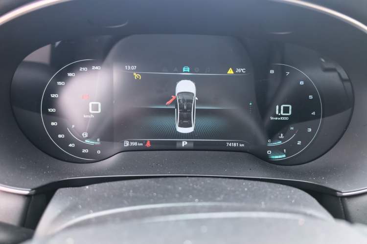 Used Roewe i6 MAX 2020 300TGI Automatic Cool & Stylish Skyroof Edition Instrument Cluster