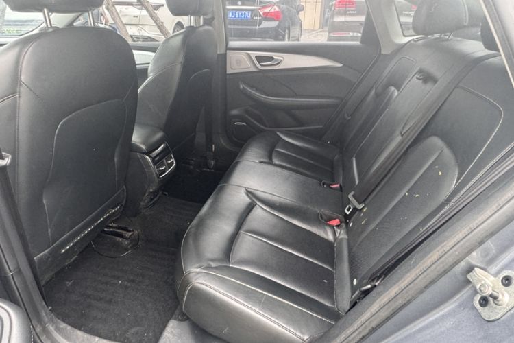 Used Roewe i6 MAX 2020 300TGI Automatic Sporty Cool Edition Interior 2