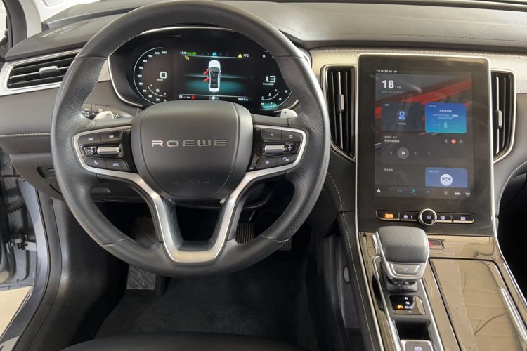 Used Roewe i6 MAX 2020 300TGI Automatic Cool & Stylish Skyroof Edition Interior 3
