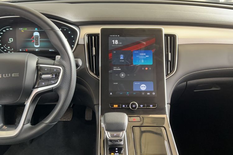 Used Roewe i6 MAX 2020 300TGI Automatic Cool & Stylish Skyroof Edition Interior 5