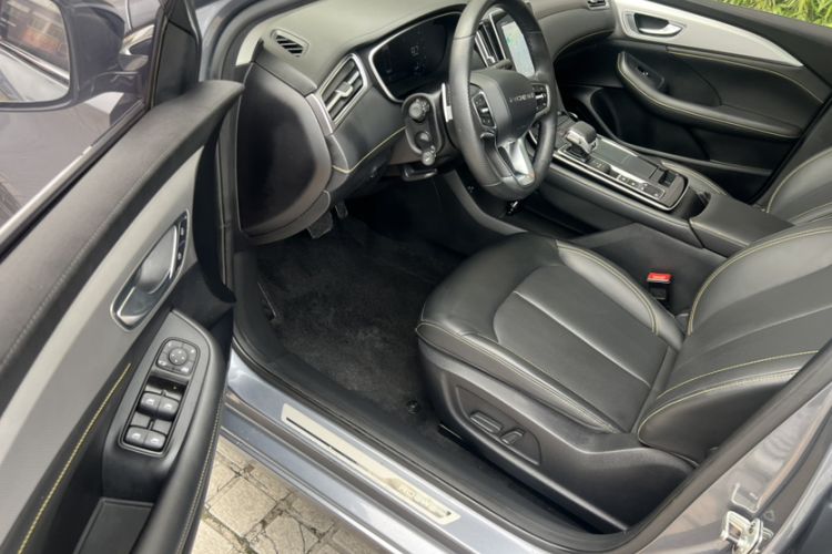 Used Roewe i6 MAX 2020 300TGI Automatic "Swell Cool Smart Drive" Edition Interior 5