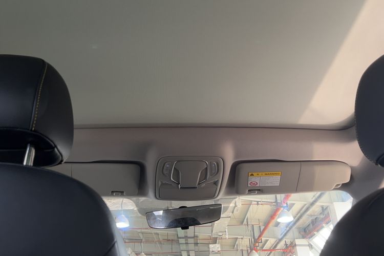 Used Roewe i6 MAX 2020 300TGI Automatic Cool & Stylish Skyroof Edition Interior 7