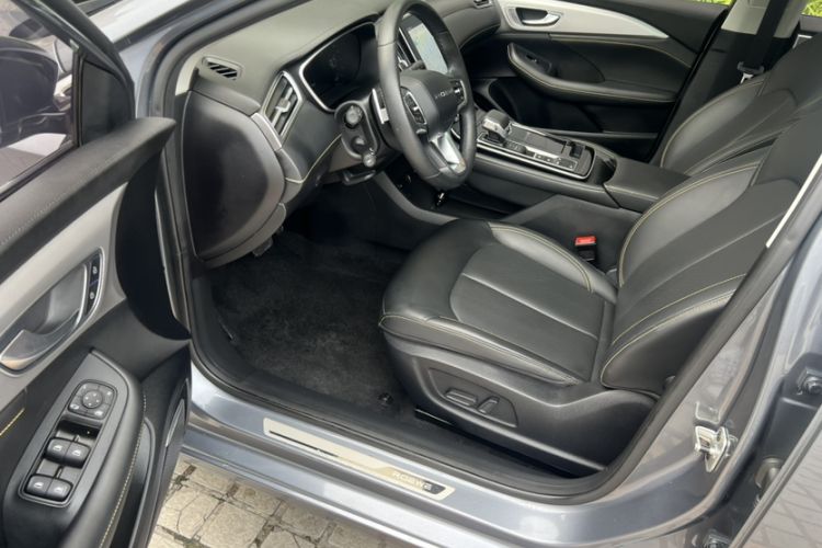 Used Roewe i6 MAX 2020 300TGI Automatic "Swell Cool Smart Drive" Edition Interior 7