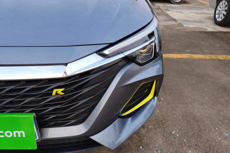 Used Roewe i6 MAX 2020 300TGI Automatic "Swell Cool Smart Drive" Edition Left Front Headlight