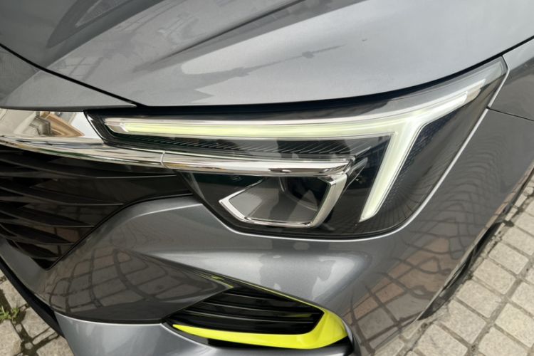 Used Roewe i6 MAX 2020 300TGI Automatic "Swell Cool Smart Drive" Edition Left Front Headlight