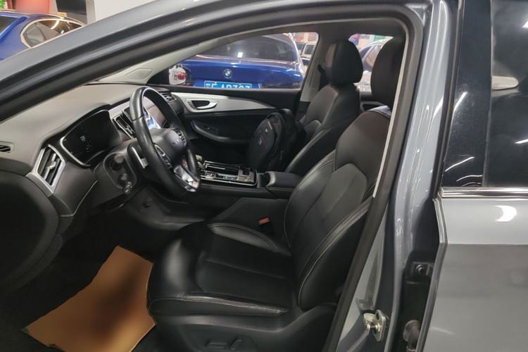 Used Roewe i6 MAX 2020 300TGI Automatic "Swell Cool Smart Drive" Edition Left Front Seat