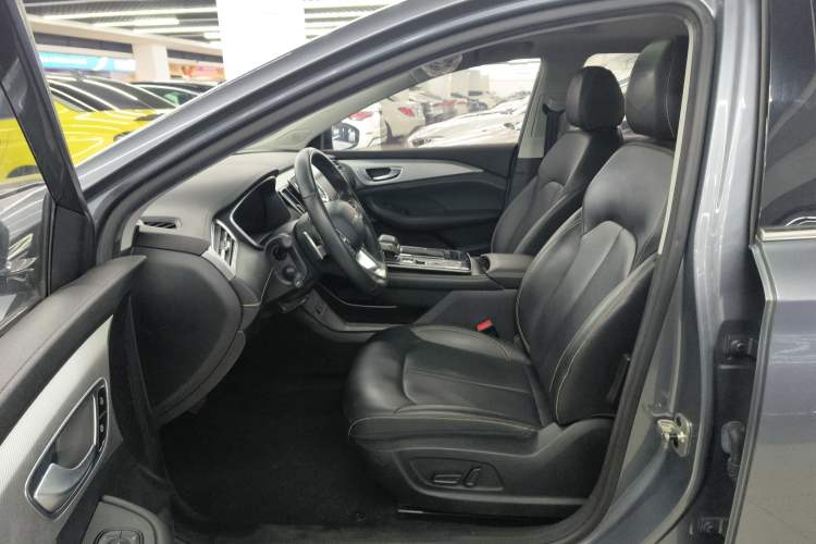 Used Roewe i6 MAX 2020 300TGI Automatic "Swell Cool Smart Drive" Edition Left Front Seat