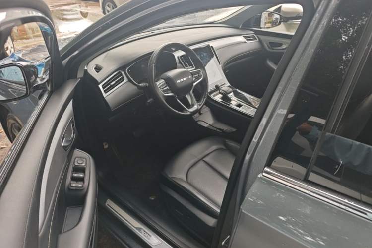 Used Roewe i6 MAX 2020 300TGI Automatic "Swell Cool Smart Drive" Edition Left Front Seat