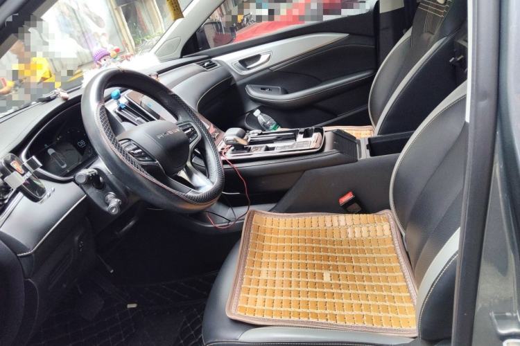 Used Roewe i6 MAX 2020 300TGI Automatic Cool & Stylish Skyroof Edition Left Front Seat
