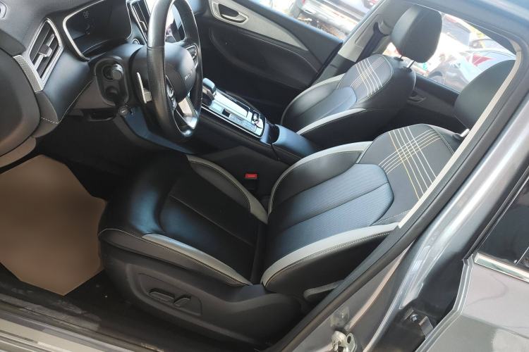 Used Roewe i6 MAX 2020 300TGI Automatic Cool & Stylish Skyroof Edition Left Front Seat
