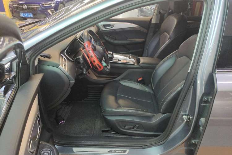 Used Roewe i6 MAX 2020 300TGI Automatic "Swell Cool Smart Drive" Edition Left Front Seat